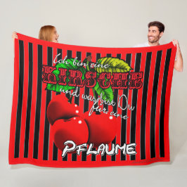 Zuckersüße rote Kirschen mit witzigen Spruch フリースブランケット