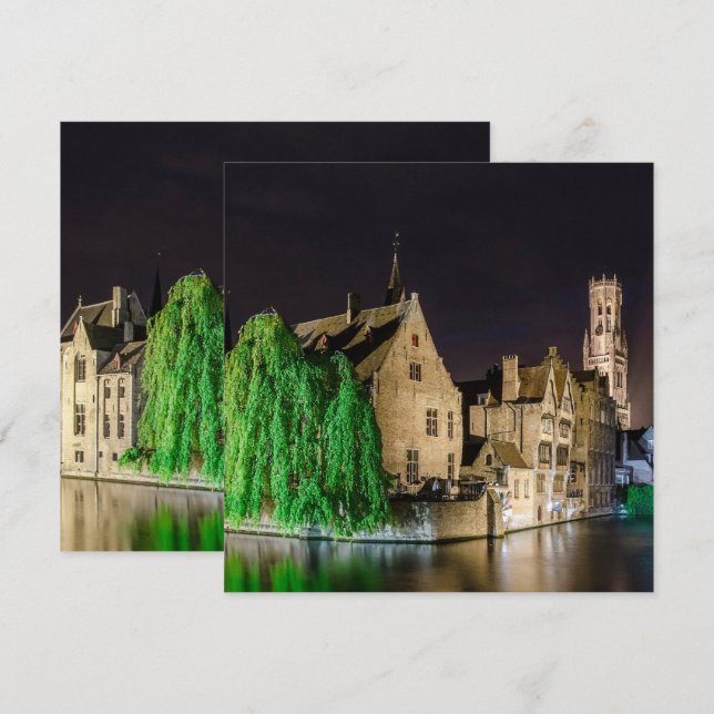ブルージュ絵画の旧市街と鐘楼 | Zazzle.co.jp