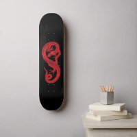 黒の赤いドラゴン スケートボード | Zazzle.co.jp